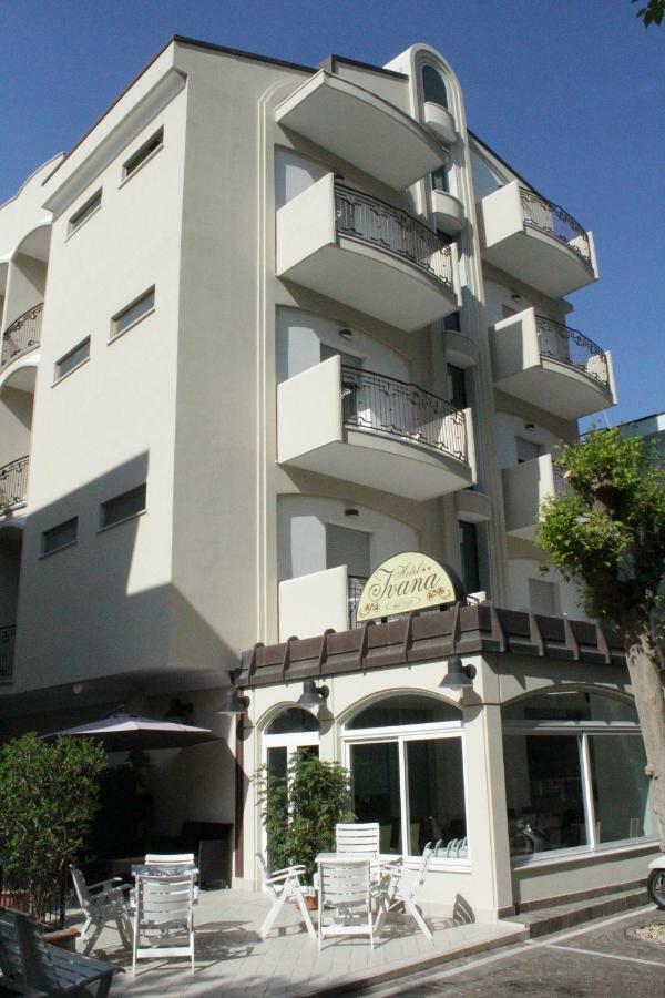 Hotel Ivana Misano Adriatico Esterno foto